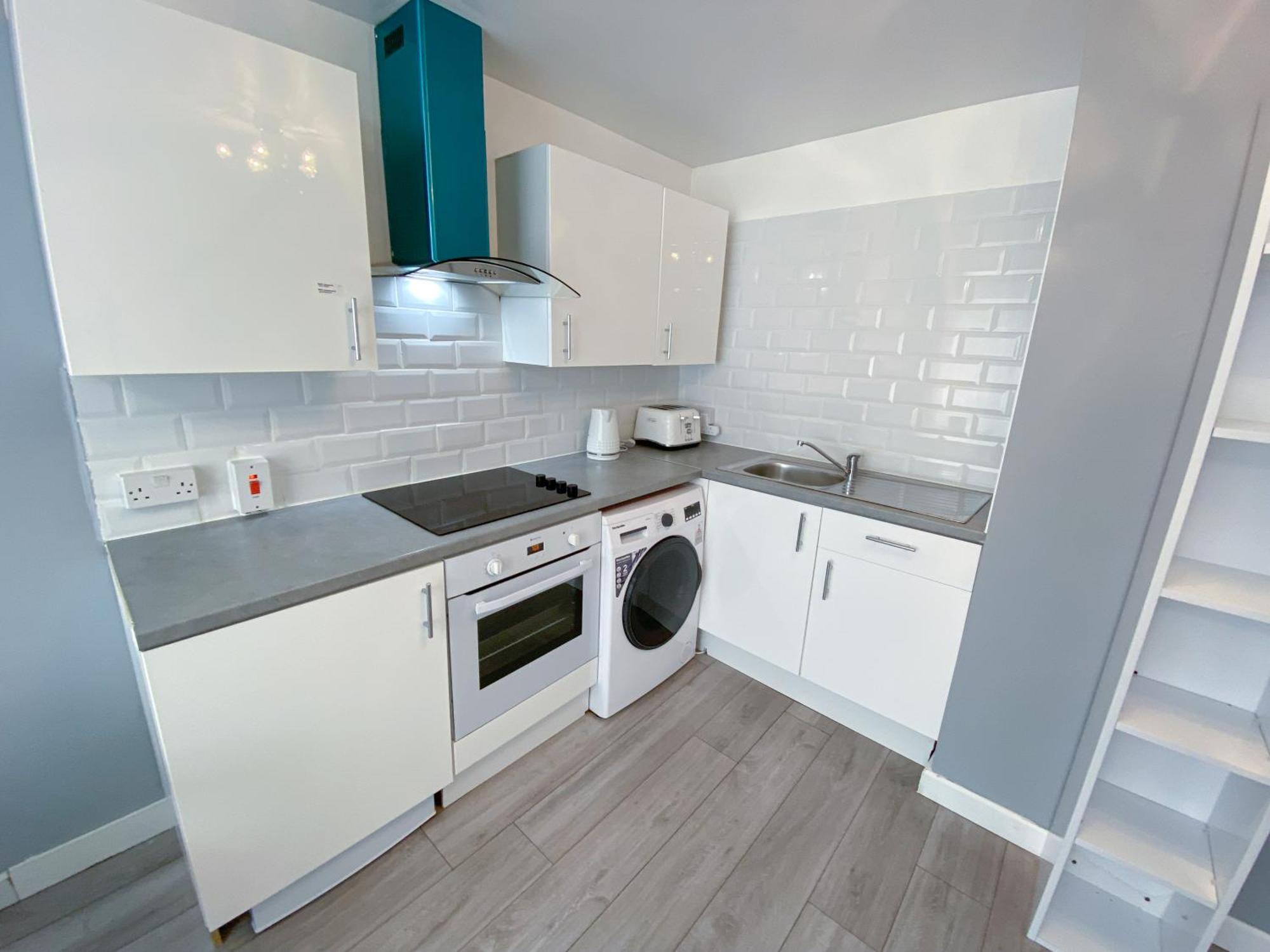 2 Bedroom Flat, Dalston Junction, Лондон Экстерьер фото