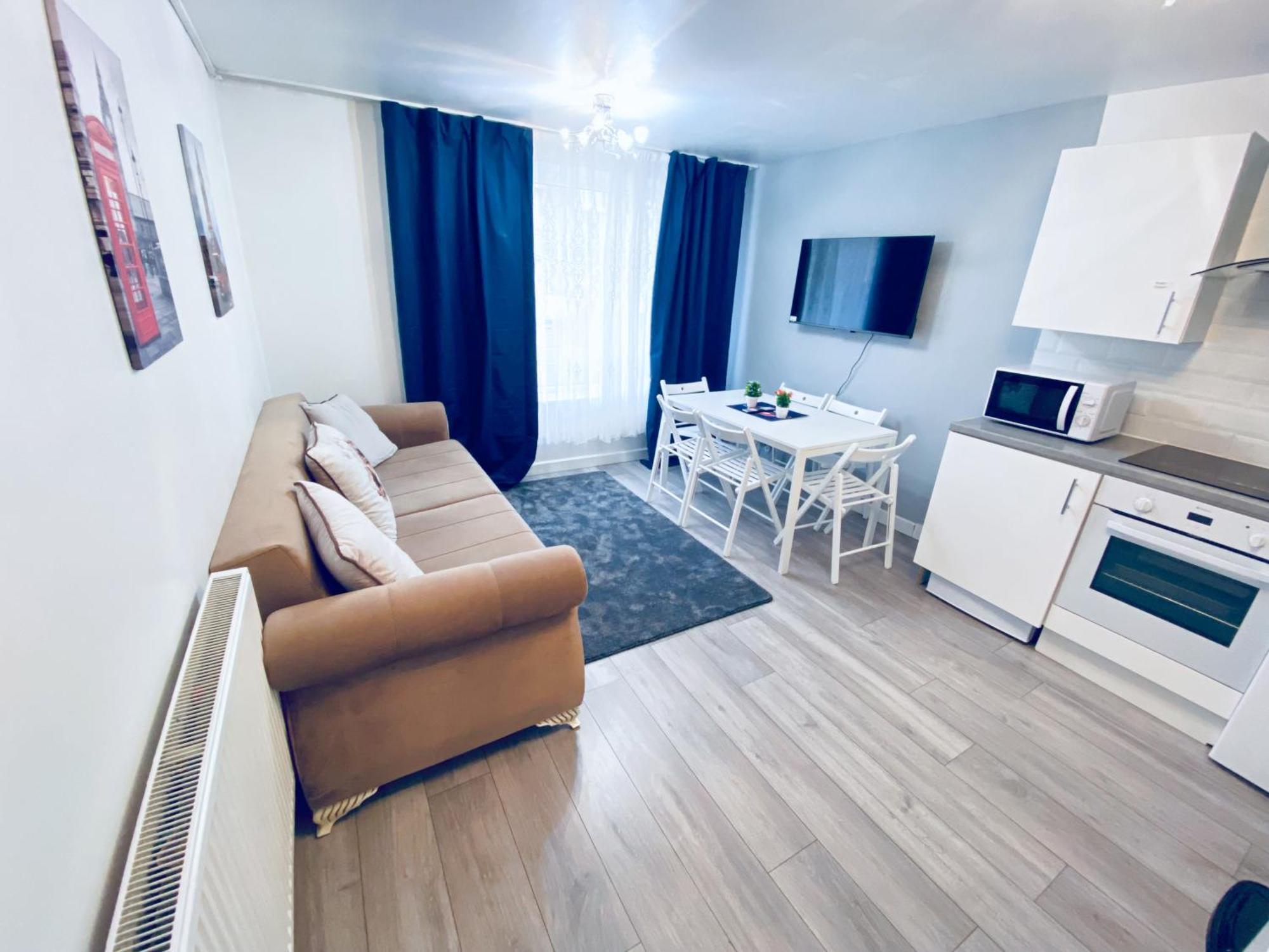 2 Bedroom Flat, Dalston Junction, Лондон Экстерьер фото